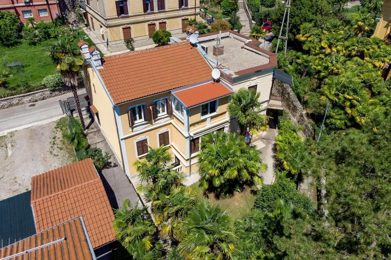 Ola II Opatija Luxury Apartments