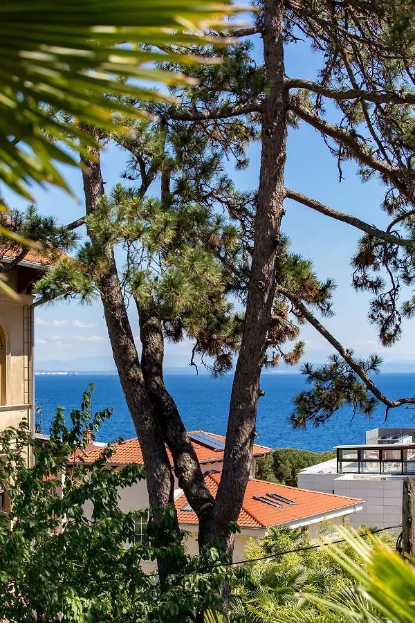 Ola II Opatija Luxury Apartments 0*,  Croatie